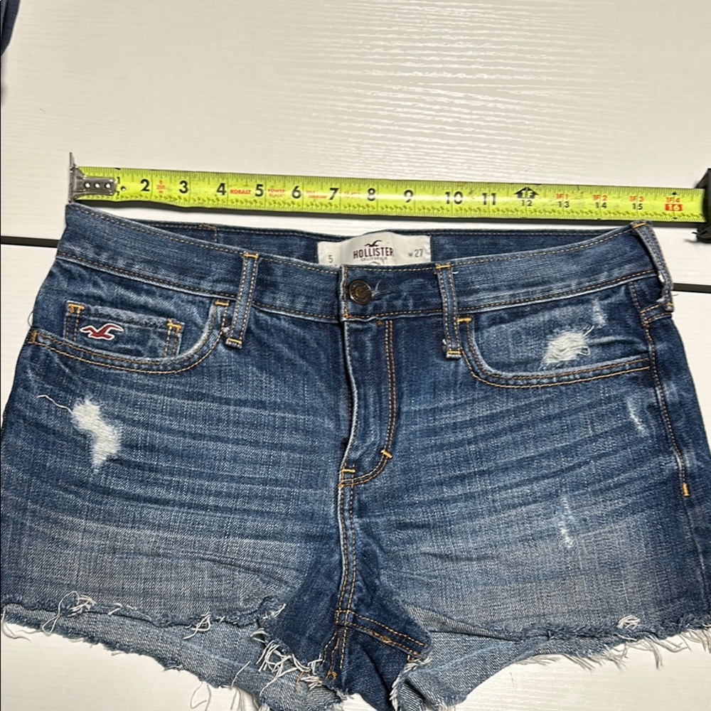 $3 if Bundled. Hollister Women's Blue Denim Shorts Size 5 Highrise.